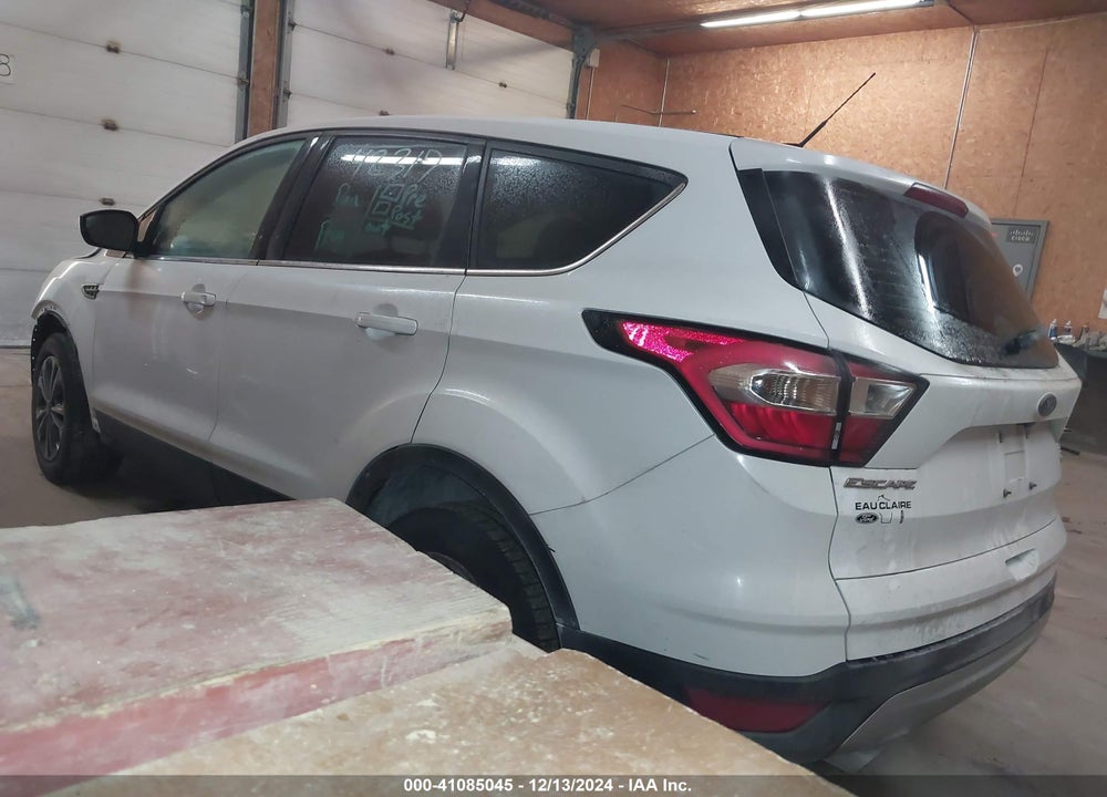 2017 FORD ESCAPE SE VIN: 1FMCU9G91HUB67350