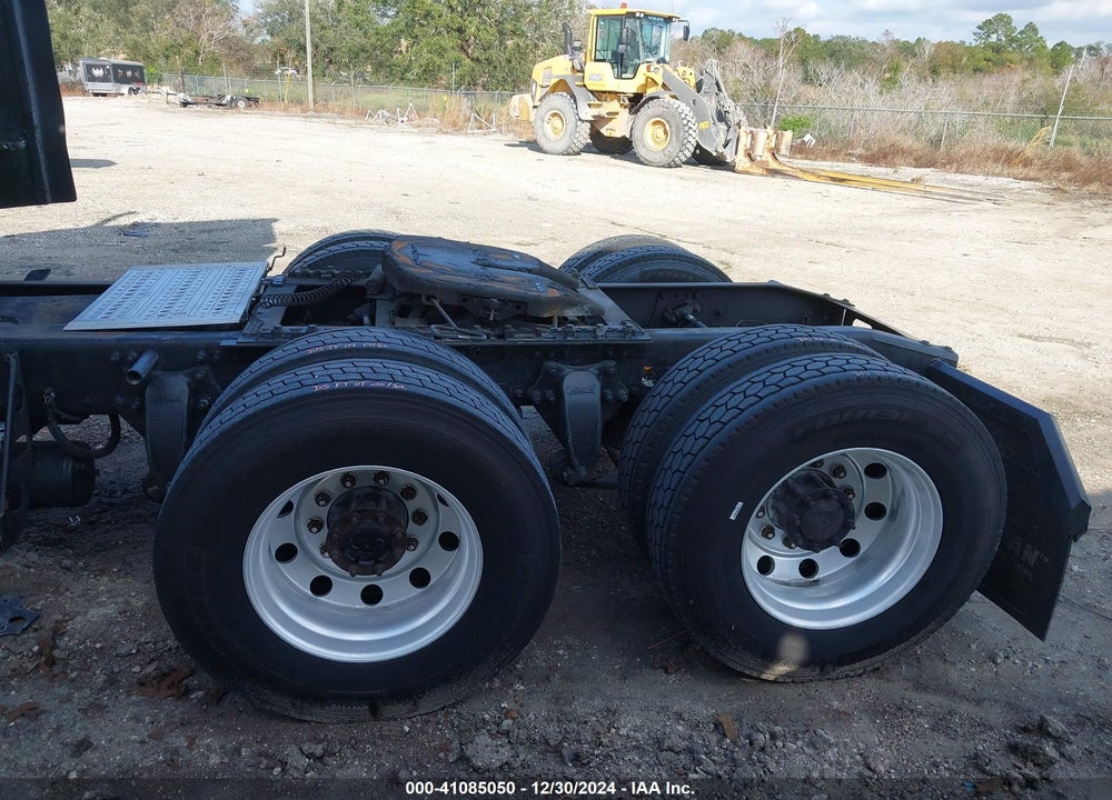 2007 FREIGHTLINER COLUMBIA COLUMBIA VIN: 1FUJA6CK67LW13632