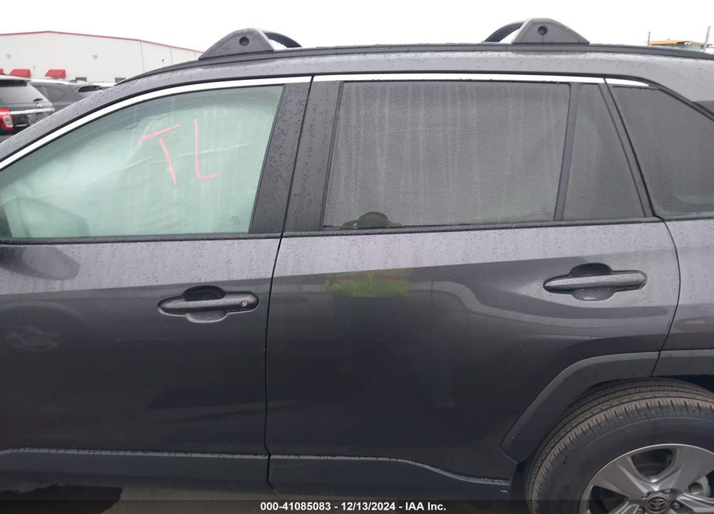 2024 TOYOTA RAV4 XLE VIN: 2T3W1RFV9RC269946
