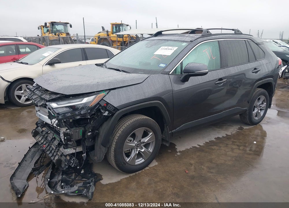 2024 TOYOTA RAV4 XLE VIN: 2T3W1RFV9RC269946