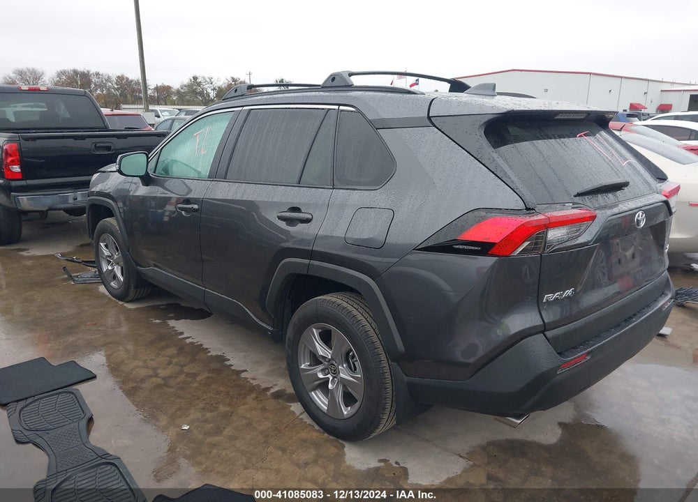 2024 TOYOTA RAV4 XLE VIN: 2T3W1RFV9RC269946