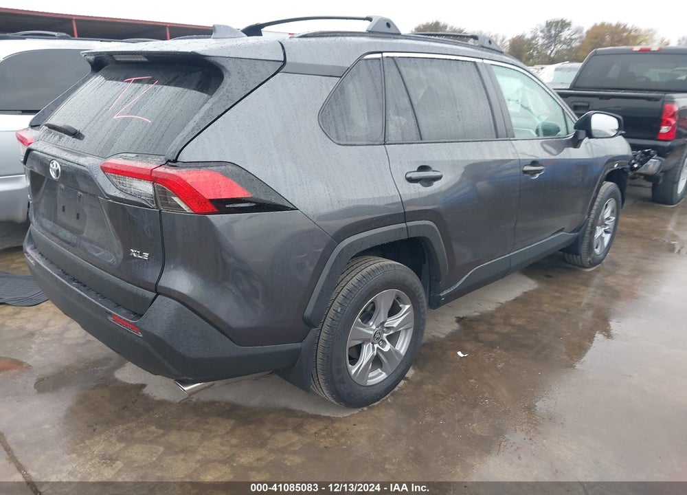 2024 TOYOTA RAV4 XLE VIN: 2T3W1RFV9RC269946