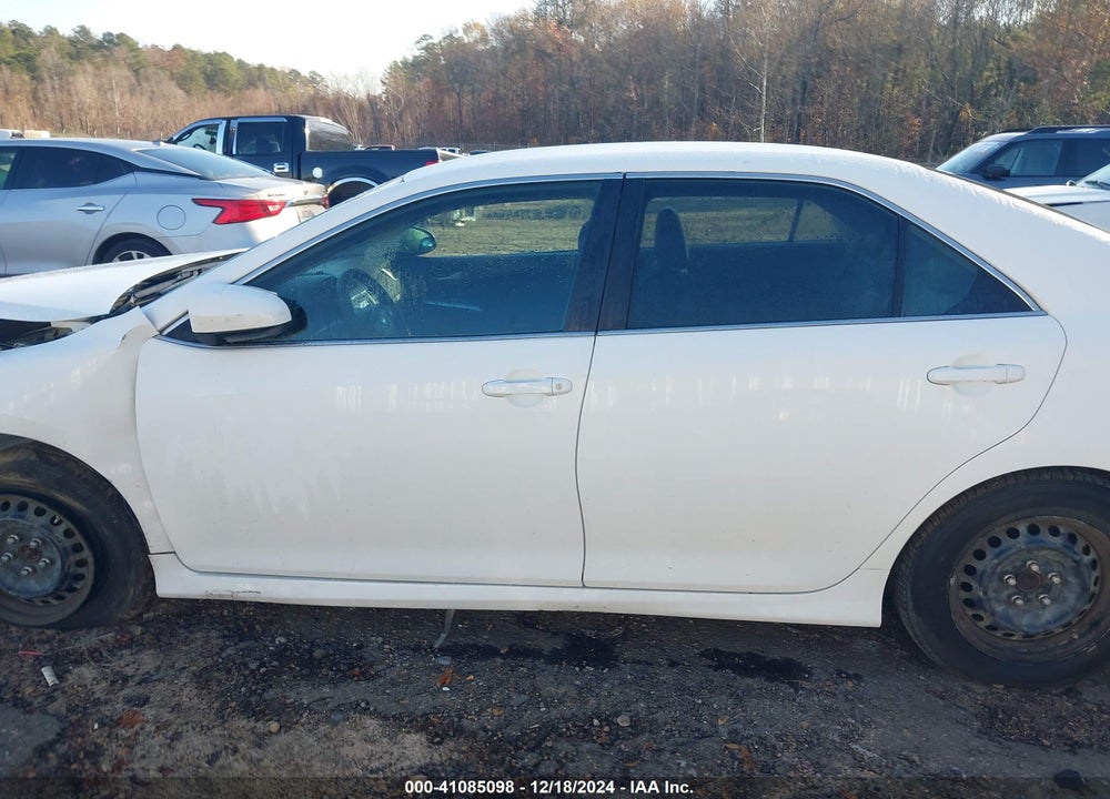 2014 TOYOTA CAMRY SE VIN: 4T1BF1FK7EU790902