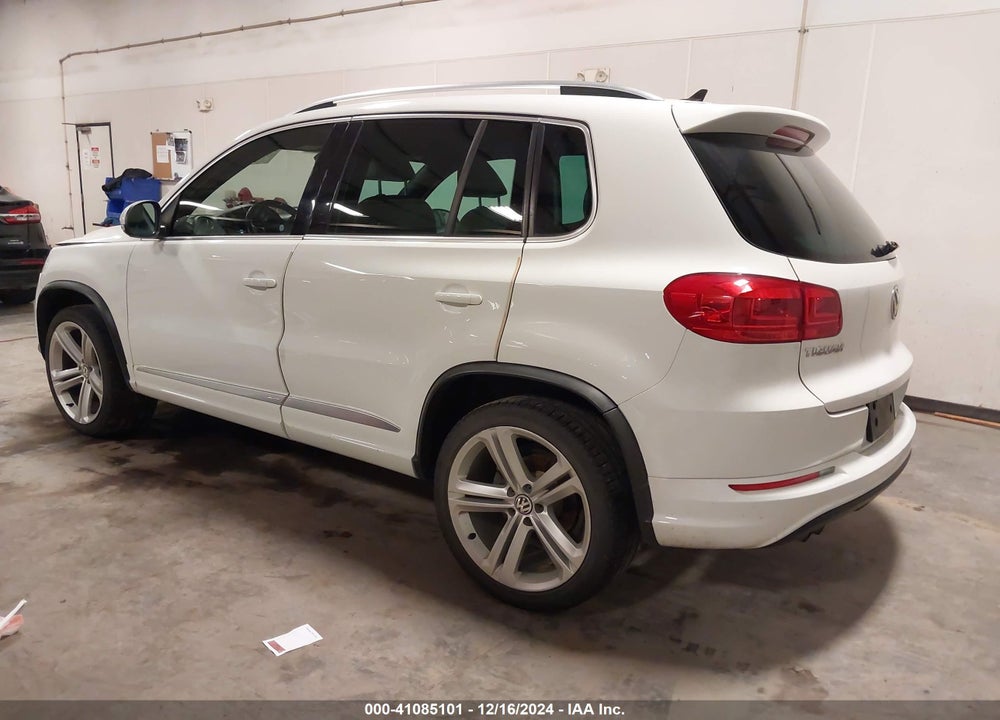 2015 VOLKSWAGEN TIGUAN R-LINE VIN: WVGAV7AX8FW029094