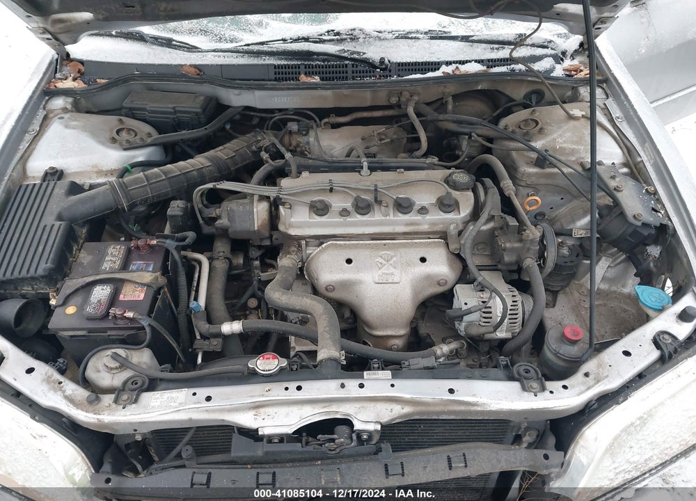 2002 HONDA ACCORD 2.3 SE VIN: 1HGCG56722A009002