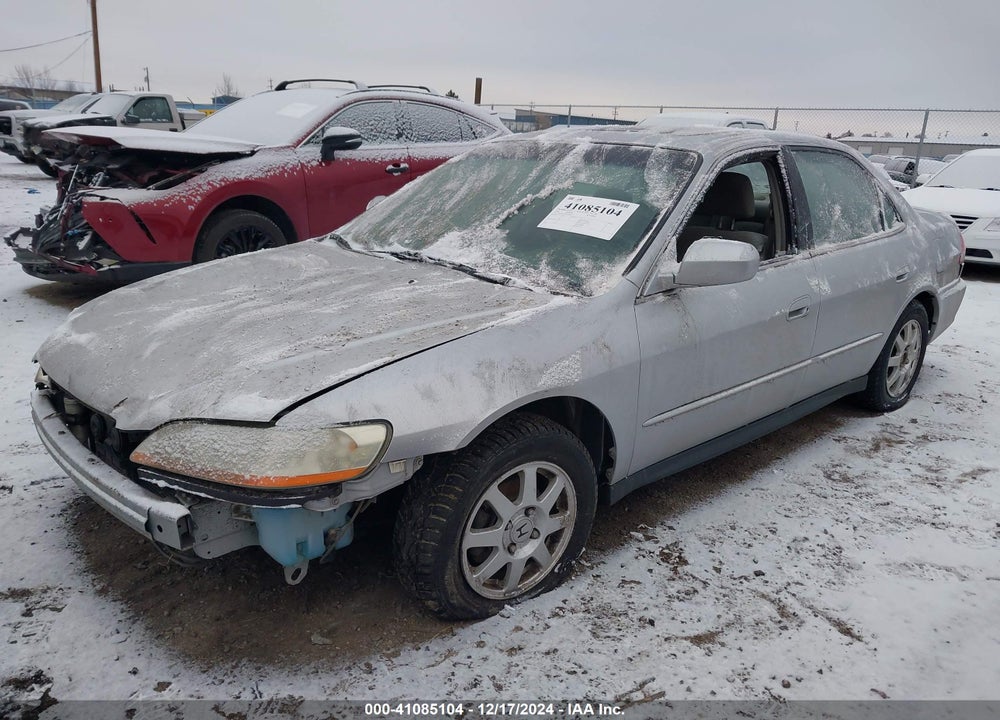 2002 HONDA ACCORD 2.3 SE VIN: 1HGCG56722A009002