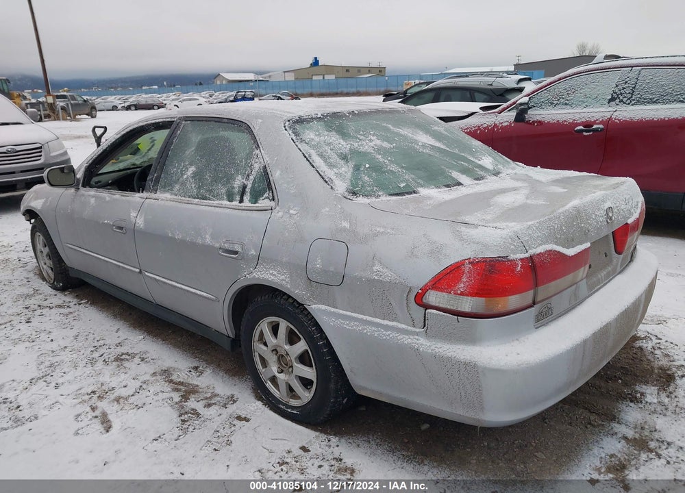 2002 HONDA ACCORD 2.3 SE VIN: 1HGCG56722A009002