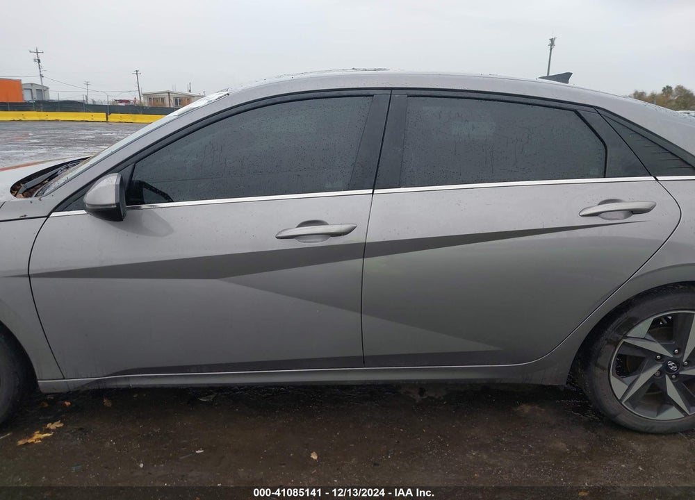 2021 HYUNDAI ELANTRA LIMITED VIN: KMHLP4AG5MU170196