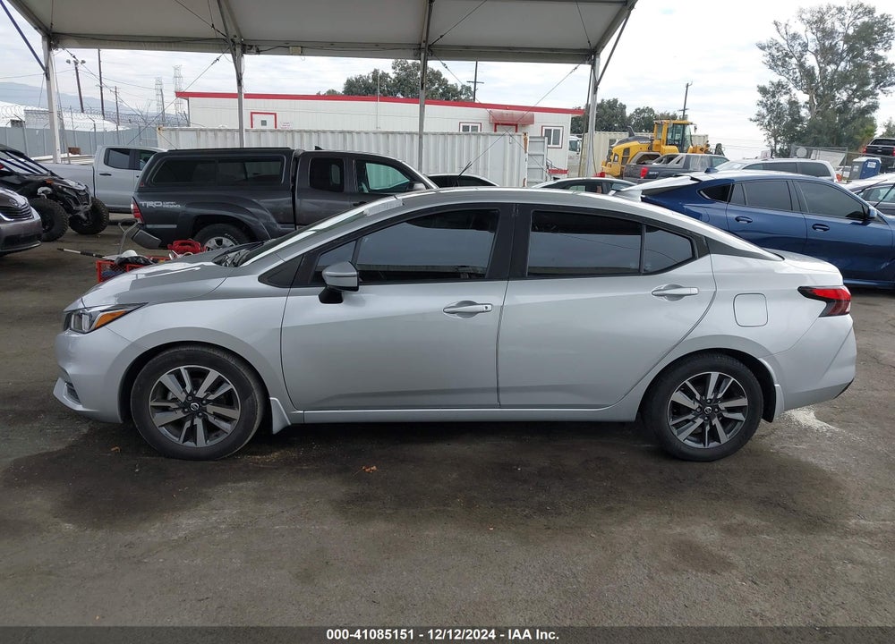 2020 NISSAN VERSA SV XTRONIC CVT VIN: 3N1CN8EV1LL881433