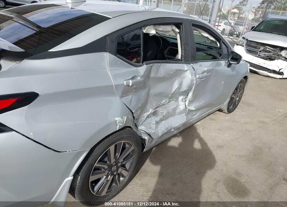 2020 NISSAN VERSA SV XTRONIC CVT VIN: 3N1CN8EV1LL881433