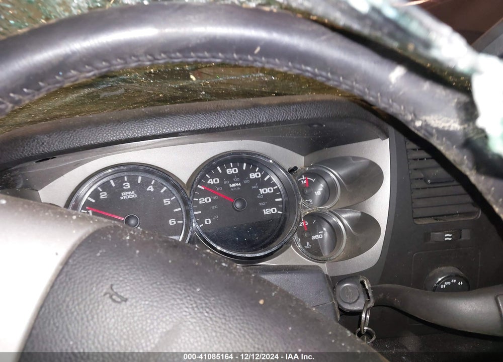 2011 CHEVROLET SILVERADO 1500 LT VIN: 1GCRKSE32BZ325618