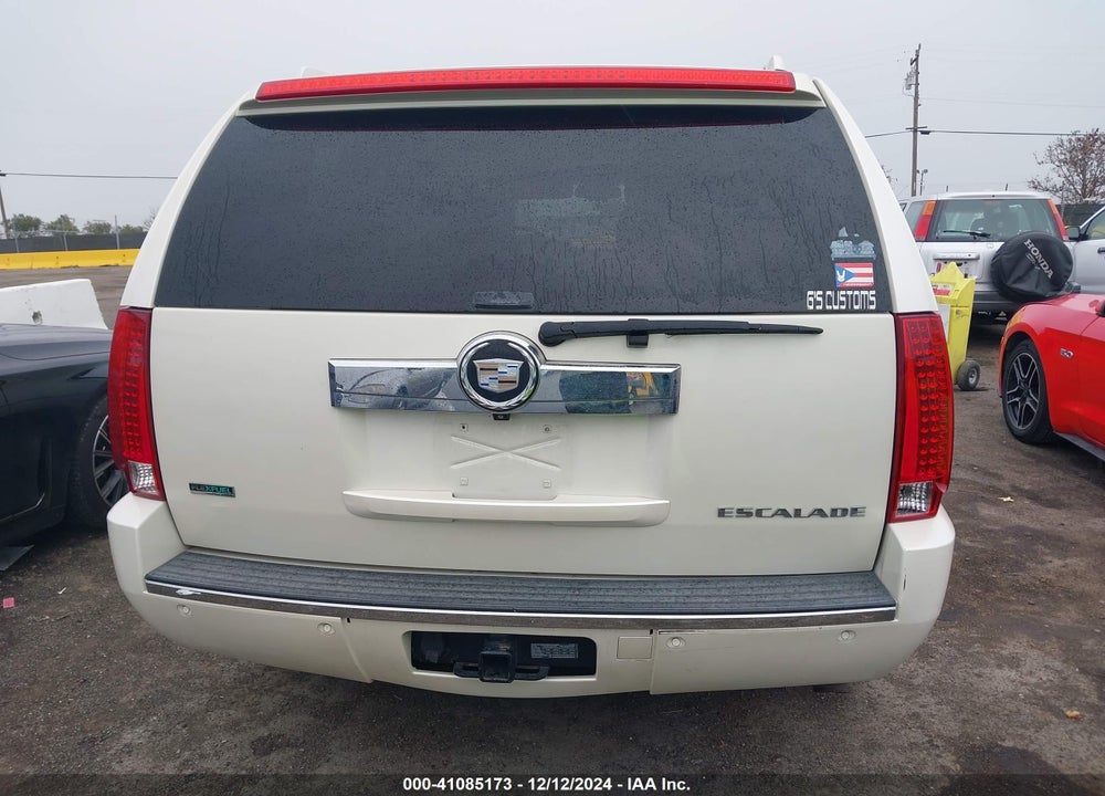 2011 CADILLAC ESCALADE PREMIUM VIN: 1GYS4CEFXBR160388