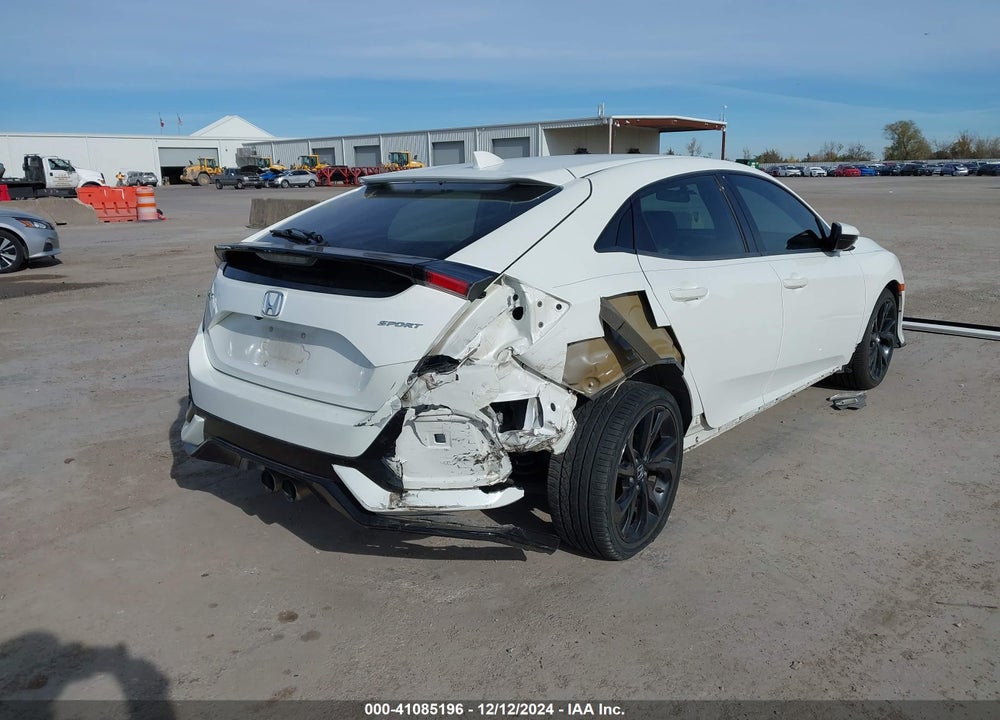 2018 HONDA CIVIC SPORT VIN: SHHFK7H42JU215918
