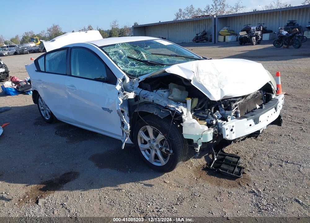 2011 MAZDA 3 I TOURING VIN: JM1BL1VG5B1485082