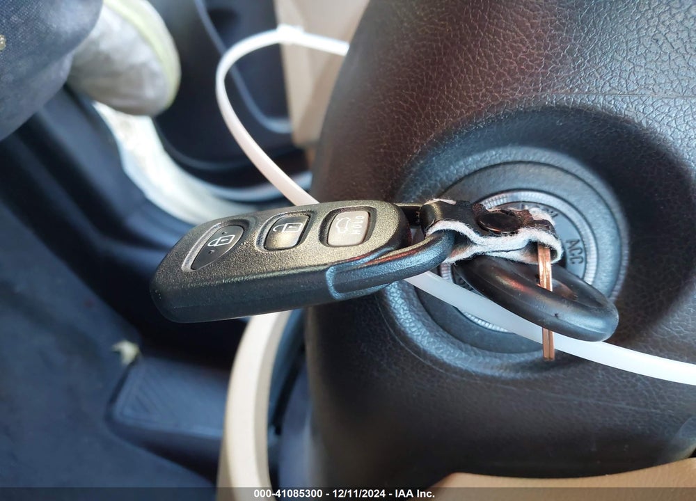 2014 HYUNDAI SONATA VIN: 5NPEB4AC8EH913289