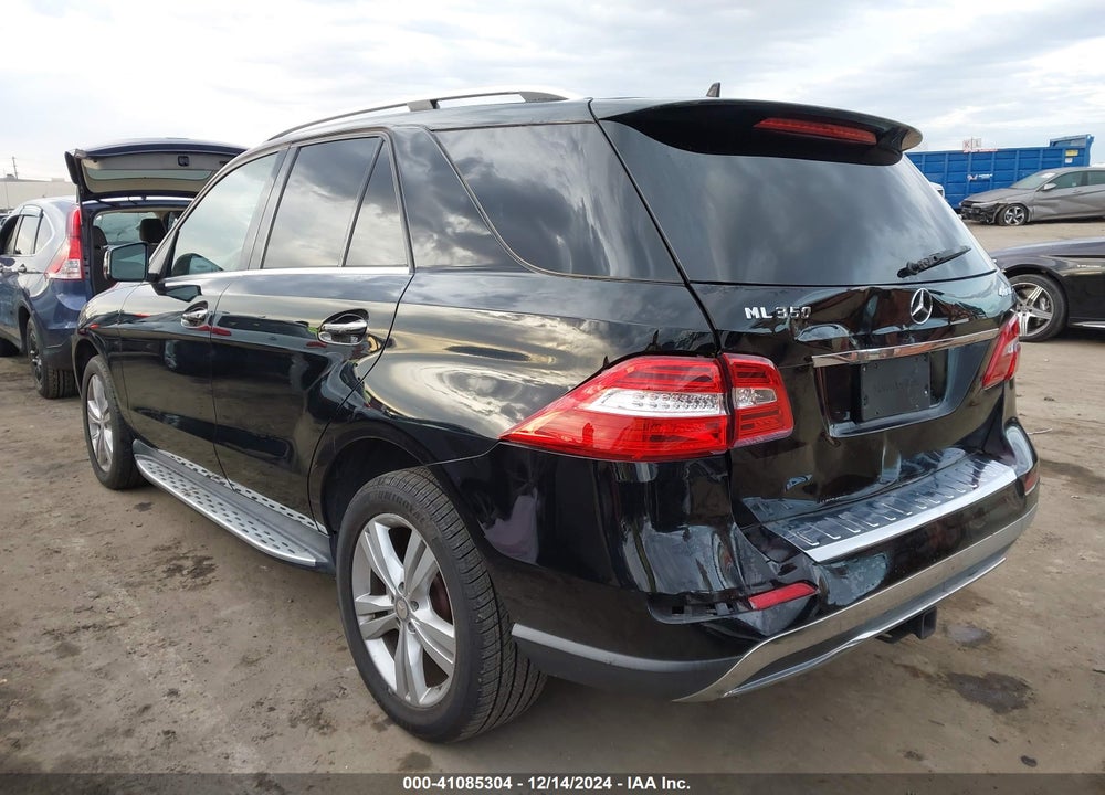 2015 MERCEDES-BENZ ML 350 4MATIC VIN: 4JGDA5HB8FA596796