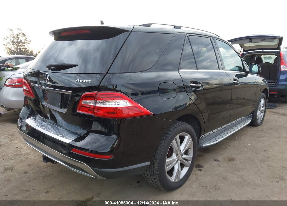 2015 MERCEDES-BENZ ML 350 4MATIC VIN: 4JGDA5HB8FA596796