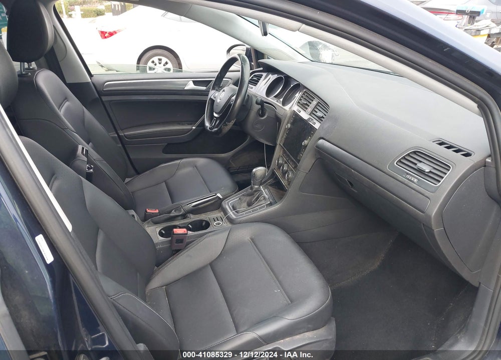 2018 VOLKSWAGEN GOLF VIN: 3VWG17AU5JM284033