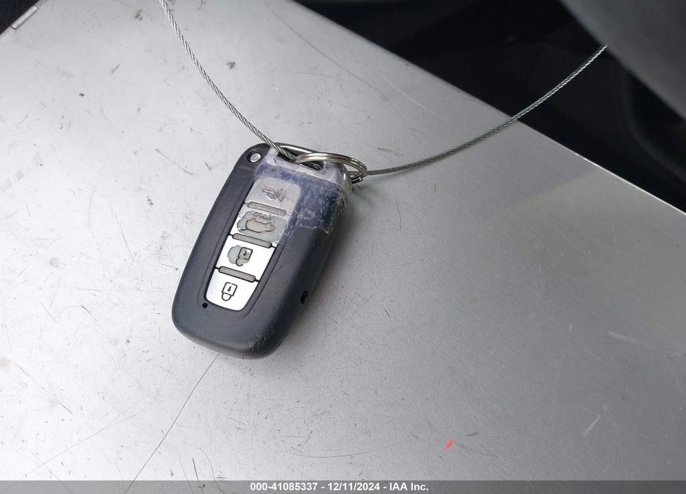 2011 KIA SORENTO EX VIN: 5XYKU3A13BG093681