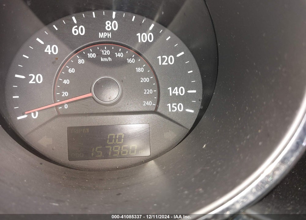 2011 KIA SORENTO EX VIN: 5XYKU3A13BG093681