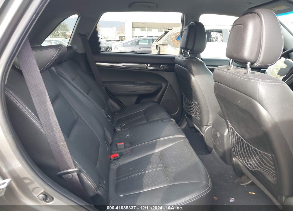 2011 KIA SORENTO EX VIN: 5XYKU3A13BG093681