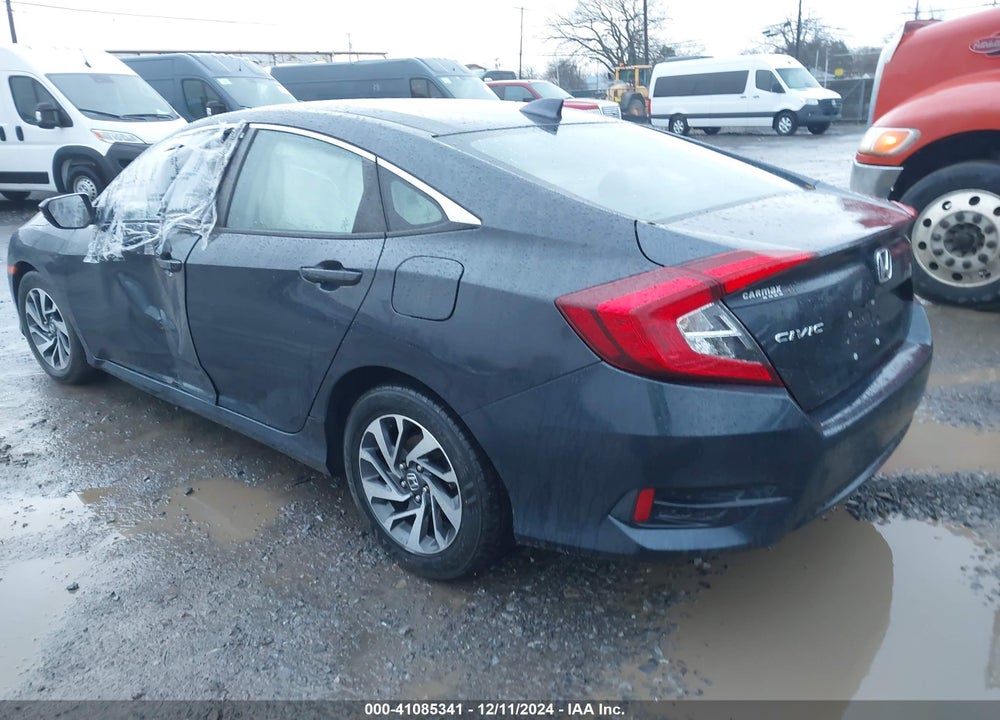2018 HONDA CIVIC EX VIN: 2HGFC2F76JH516055