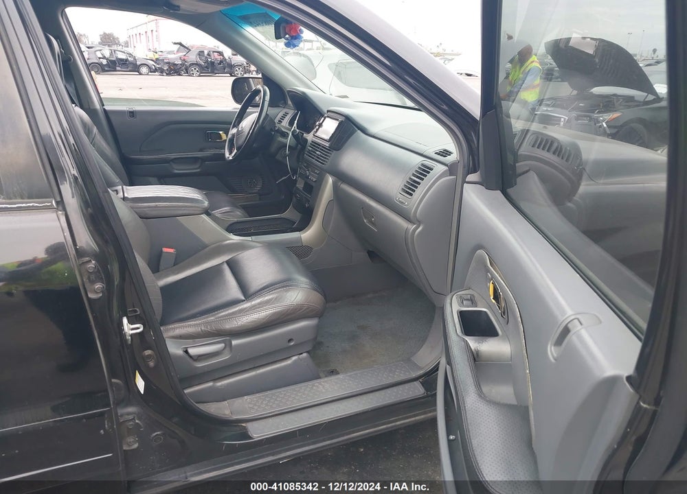 2003 HONDA PILOT EX-L VIN: 2HKYF18513H550435