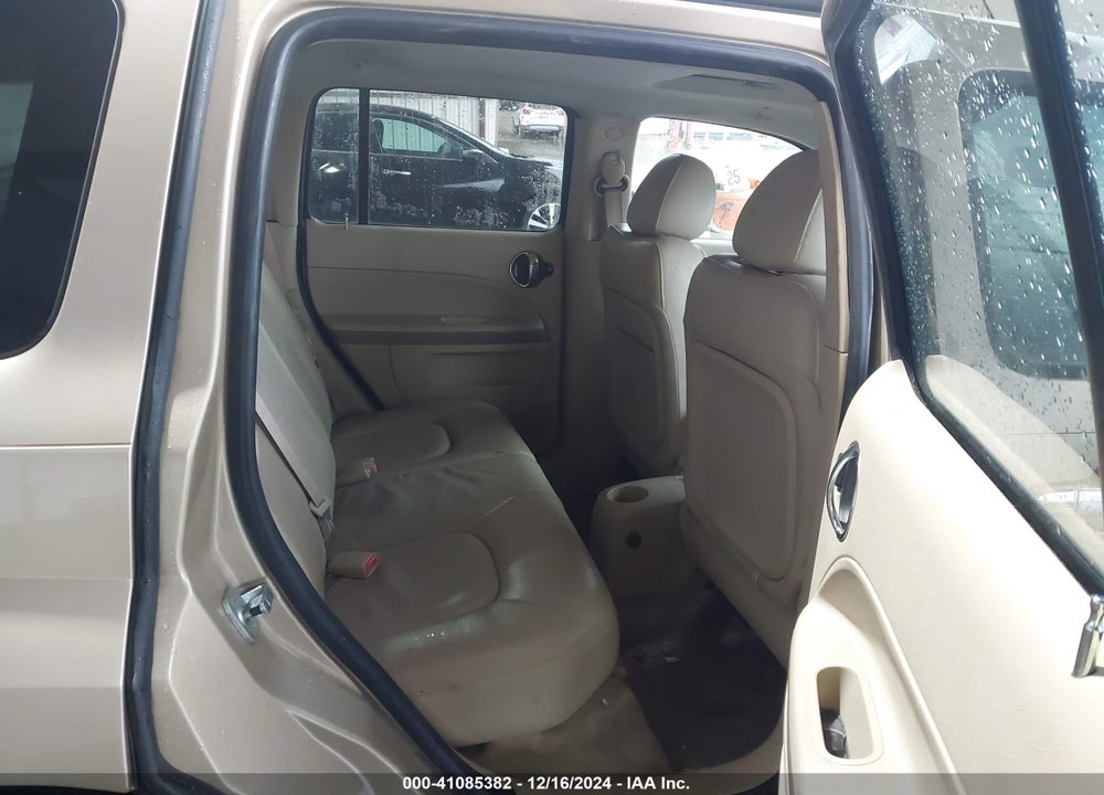 2006 CHEVROLET HHR LT VIN: 3GNDA23P86S553135