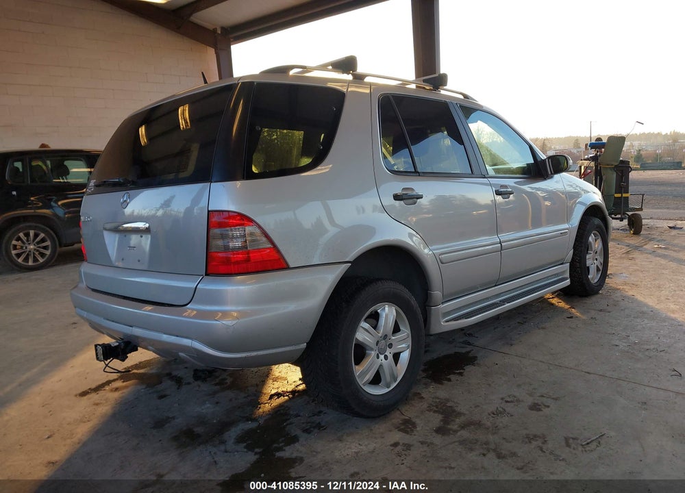 2005 MERCEDES-BENZ ML 350 4MATIC VIN: 4JGAB57E35A567166