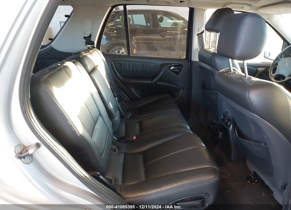 2005 MERCEDES-BENZ ML 350 4MATIC VIN: 4JGAB57E35A567166