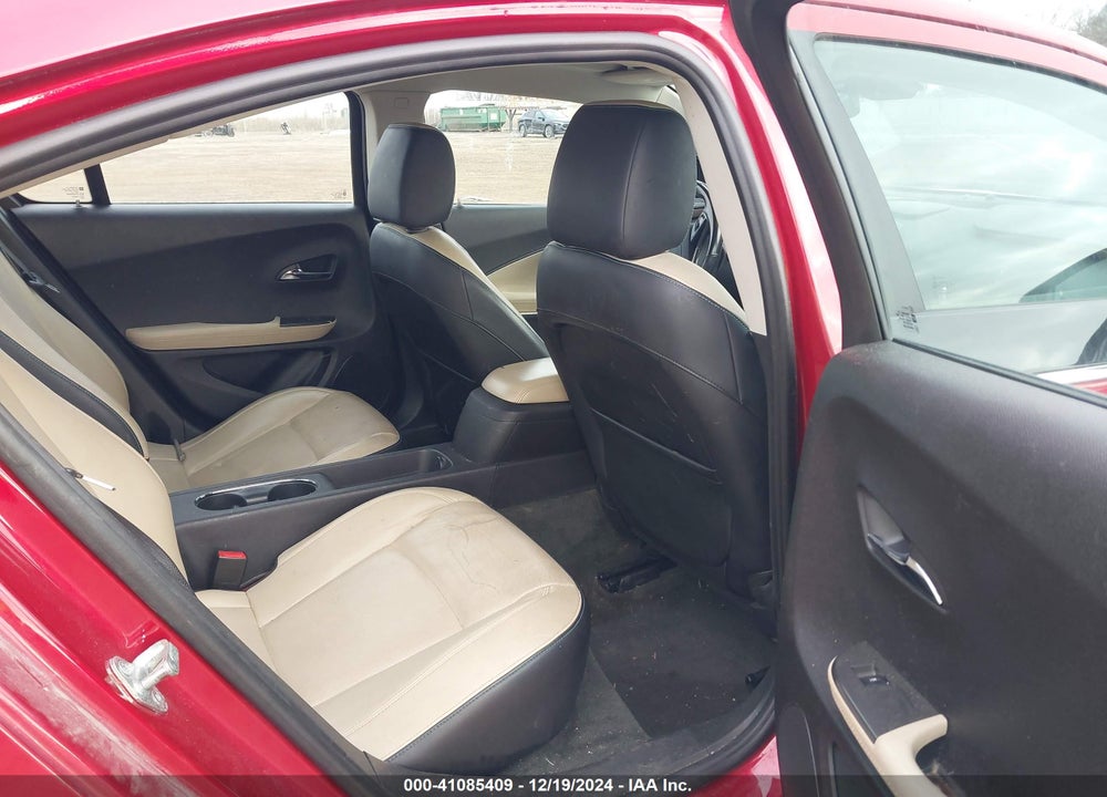 2011 CHEVROLET VOLT VIN: 1G1RD6E4XBU101724