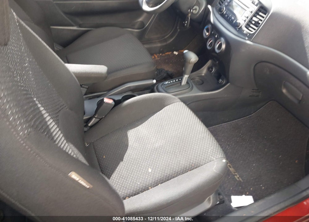 2008 HYUNDAI ACCENT GS VIN: KMHCM36C28U067235