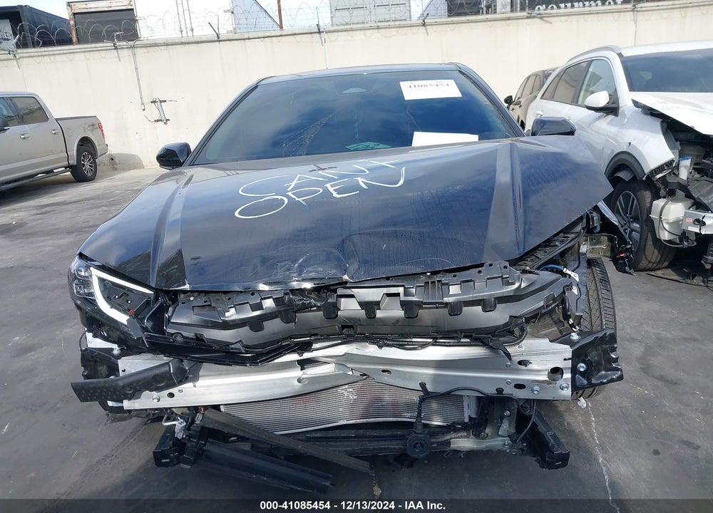 2025 TOYOTA CAMRY XLE VIN: 4T1DAACK1SU044842