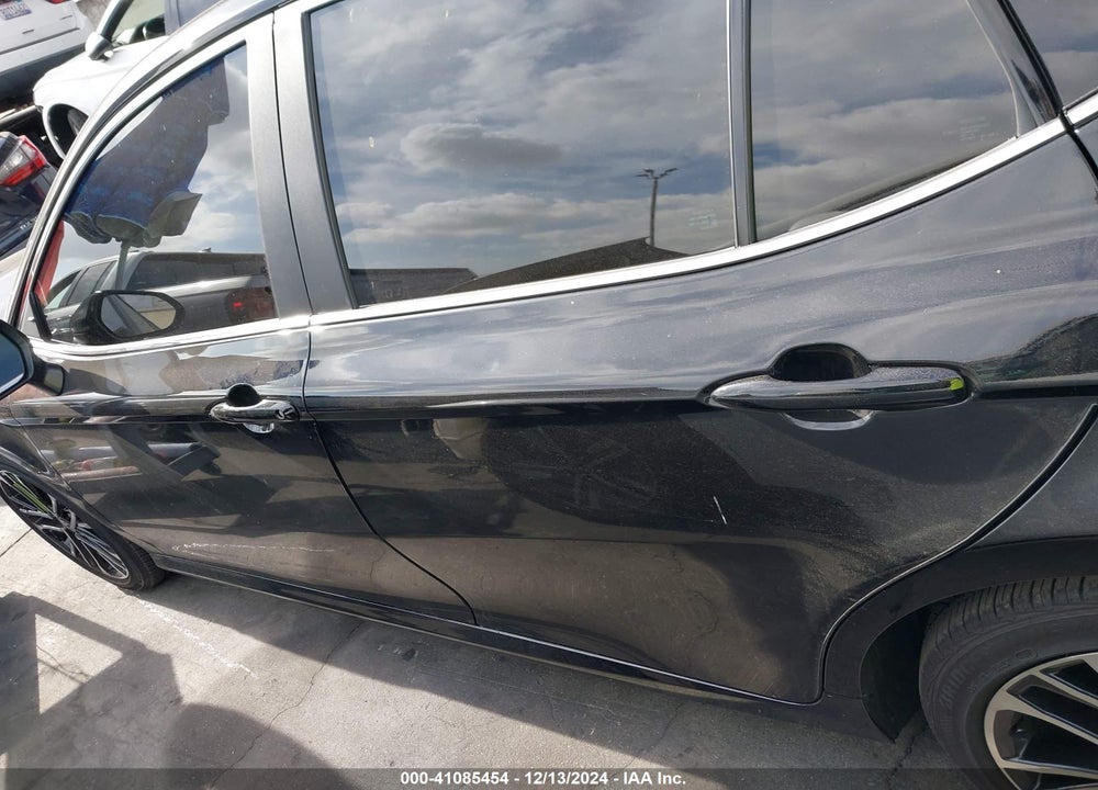 2025 TOYOTA CAMRY XLE VIN: 4T1DAACK1SU044842