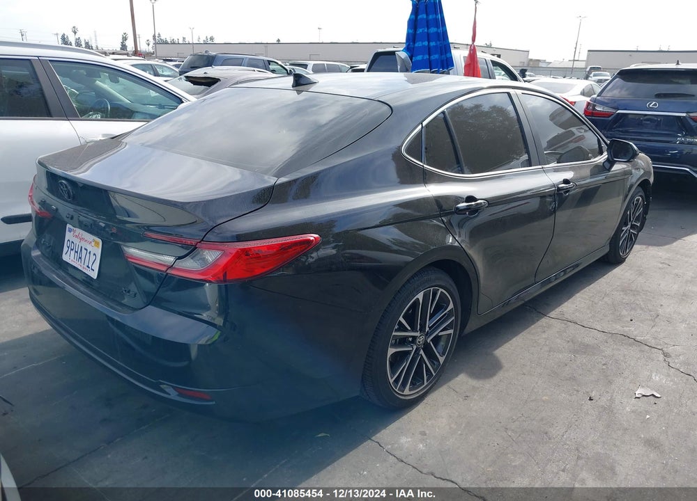 2025 TOYOTA CAMRY XLE VIN: 4T1DAACK1SU044842