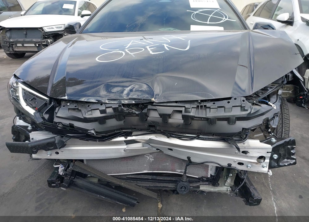 2025 TOYOTA CAMRY XLE VIN: 4T1DAACK1SU044842