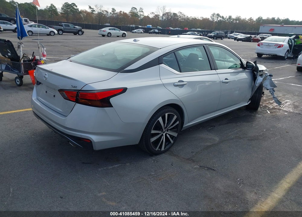 2022 NISSAN ALTIMA SR FWD VIN: 1N4BL4CV6NN403057