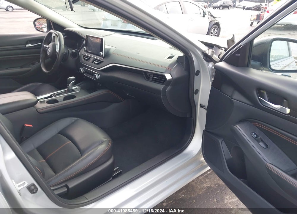 2022 NISSAN ALTIMA SR FWD VIN: 1N4BL4CV6NN403057