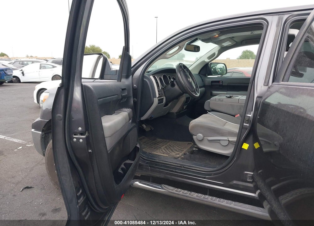 2013 TOYOTA TUNDRA GRADE 5.7L V8 VIN: 5TFEY5F14DX136642
