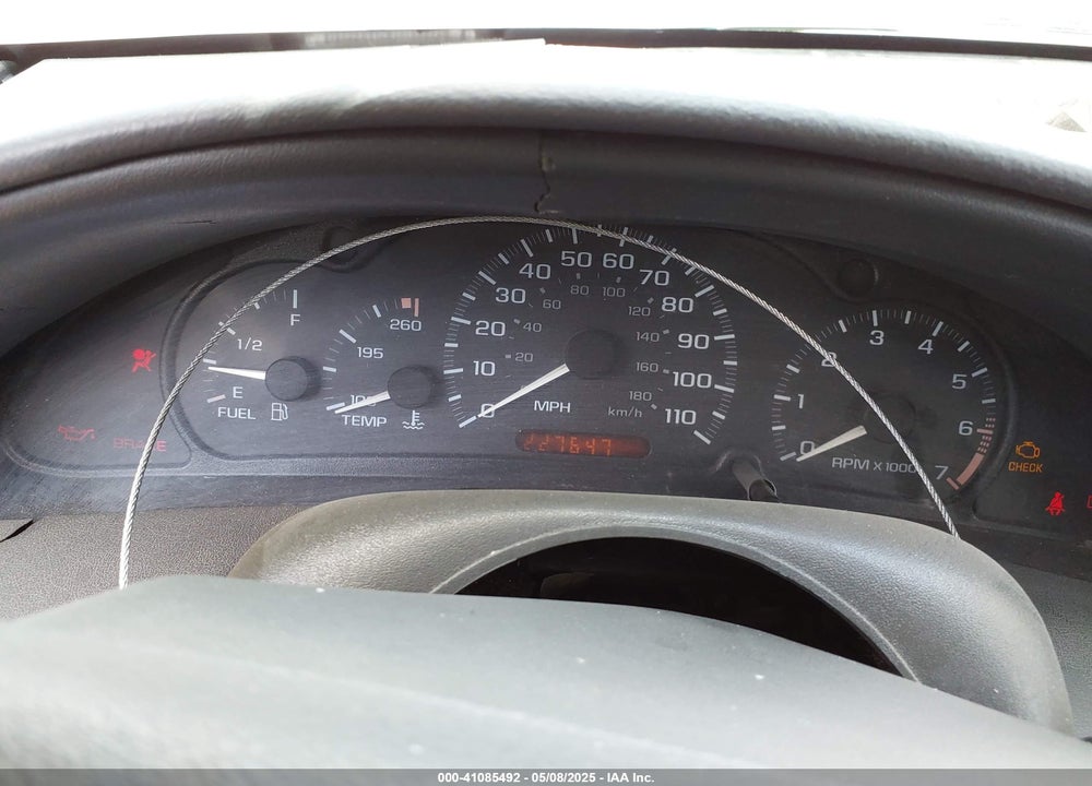 2002 CHEVROLET CAVALIER VIN: 1G1JC524327425515