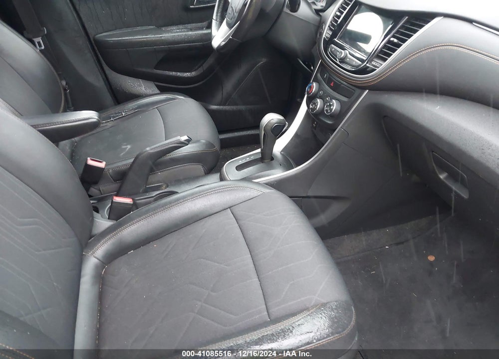 2018 CHEVROLET TRAX LT VIN: KL7CJLSB6JB656782