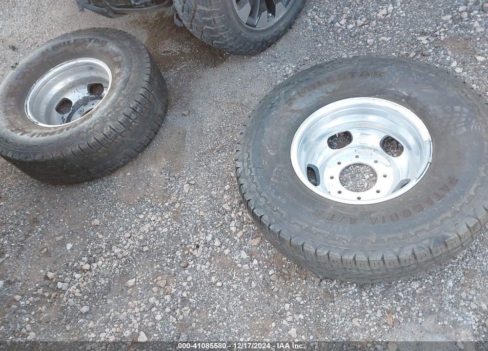2005 FORD F-350 LARIAT/XL/XLT VIN: 1FTWW33P15EA72693