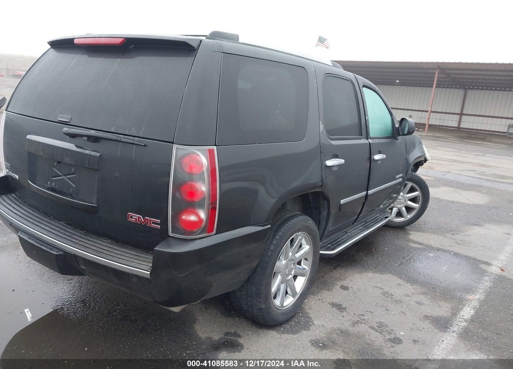 2011 GMC YUKON DENALI VIN: 1GKS2EEF9BR167442
