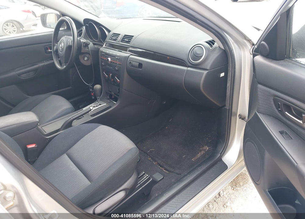 2008 MAZDA 3 I VIN: JM1BK32F881866931