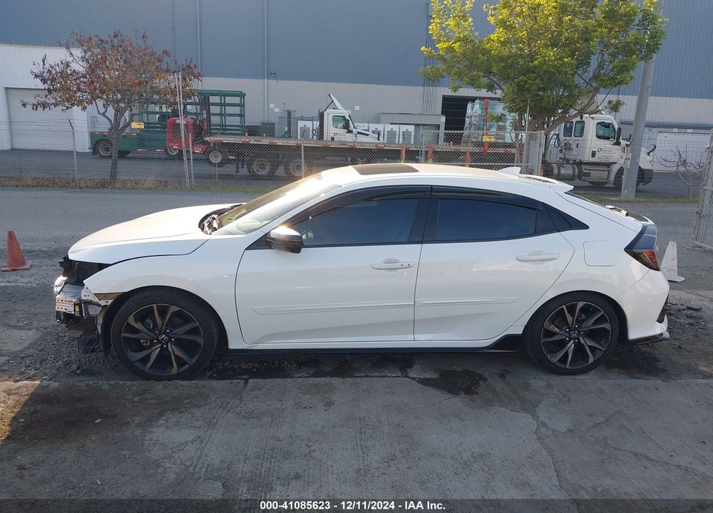 2017 HONDA CIVIC VIN: SHHFK7H9XHU427326