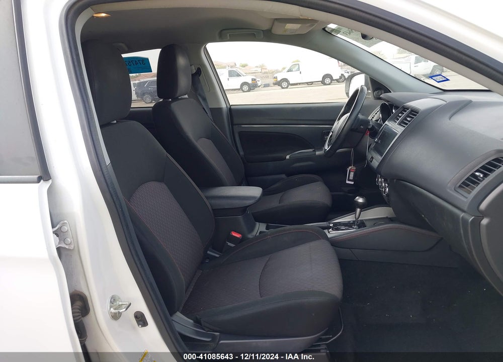 2019 MITSUBISHI OUTLANDER SPORT 2.0 SE VIN: JA4AP4AU4KU026955