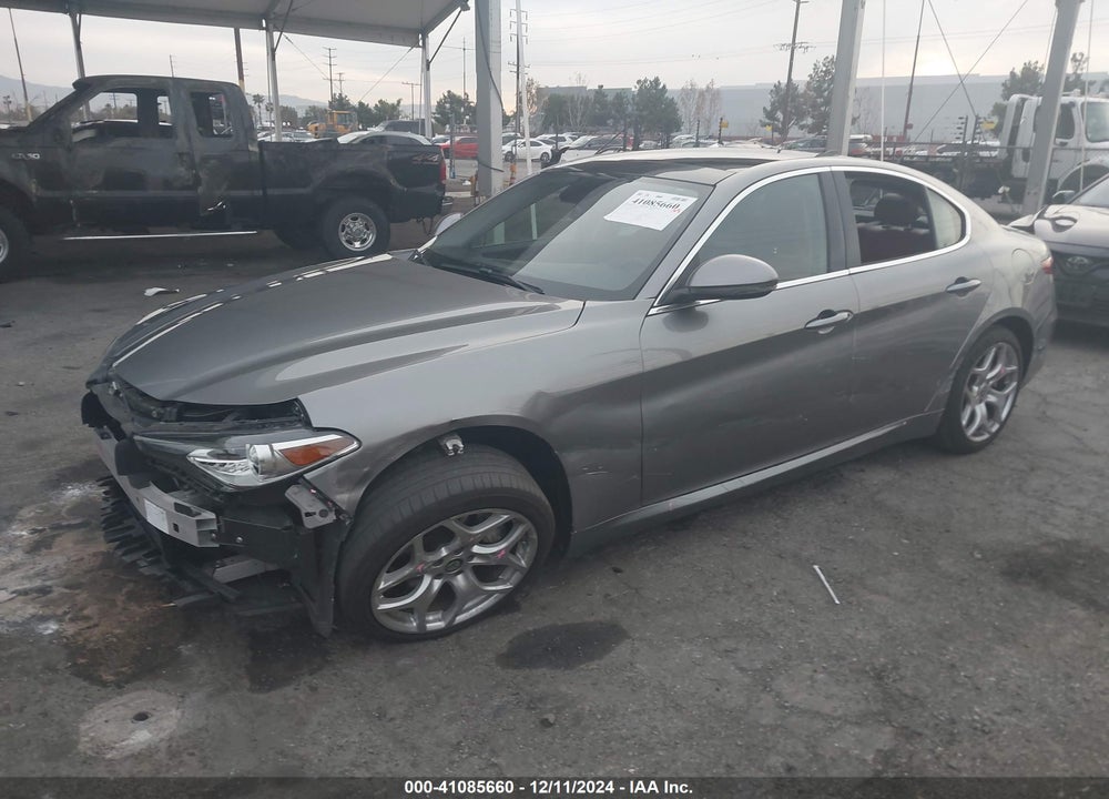 2018 ALFA ROMEO GIULIA TI RWD VIN: ZARFAECN9J7578771
