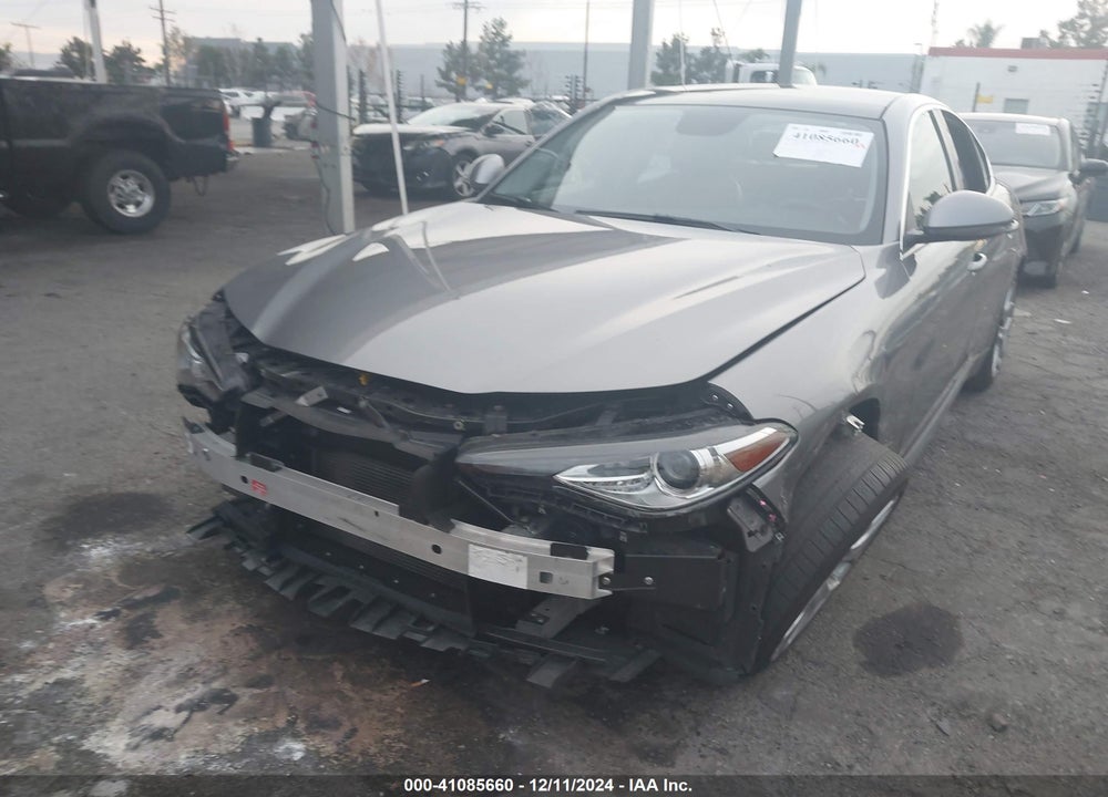 2018 ALFA ROMEO GIULIA TI RWD VIN: ZARFAECN9J7578771