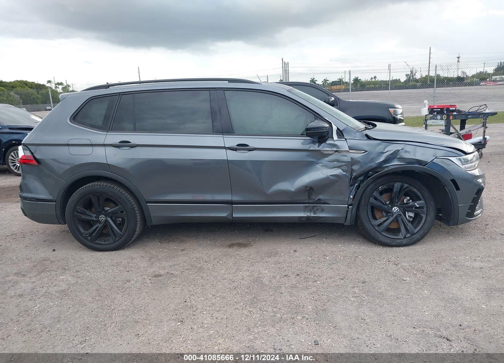 2024 VOLKSWAGEN TIGUAN 2.0T SE R-LINE BLACK VIN: 3VVCB7AXXRM046846