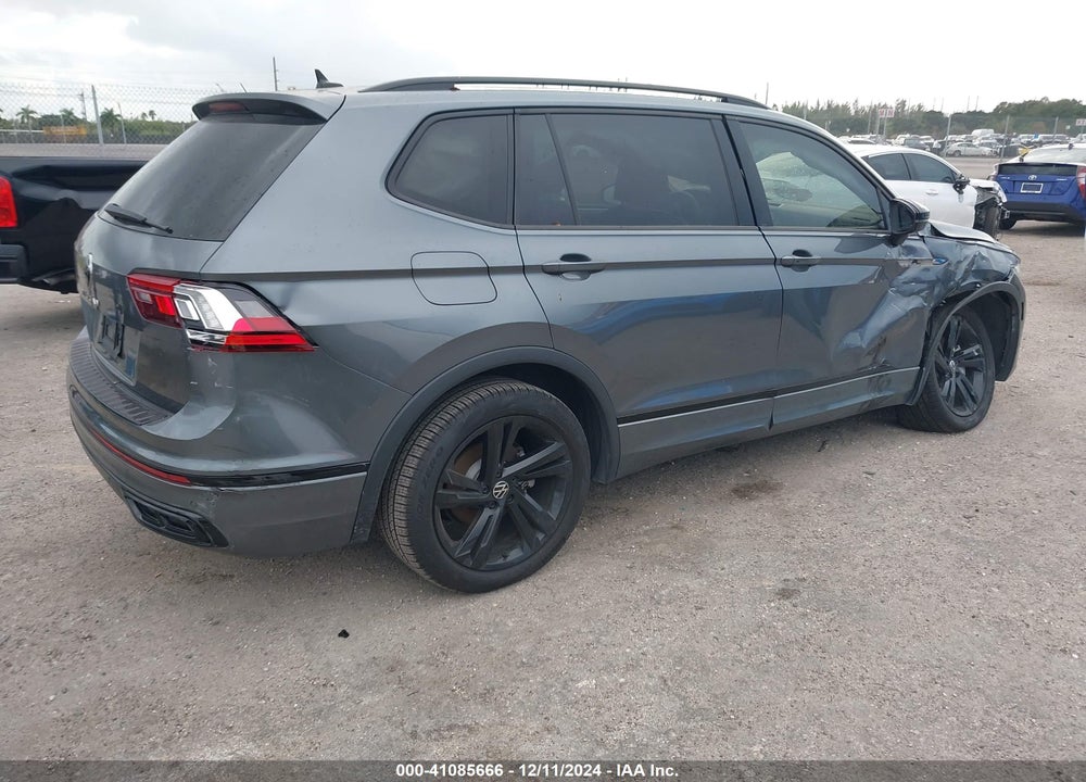 2024 VOLKSWAGEN TIGUAN 2.0T SE R-LINE BLACK VIN: 3VVCB7AXXRM046846